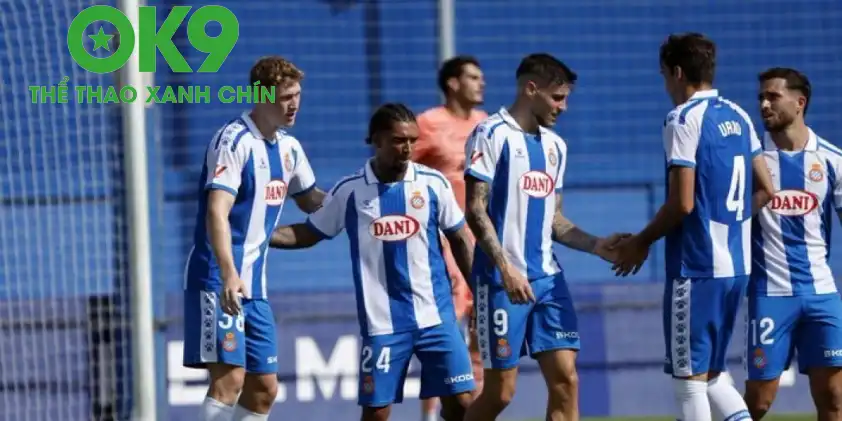 Espanyol được dự đoán sẽ dễ dàng chiến thắng để bước vào vòng đấu tiếp theo. Espanyol được dự đoán sẽ dễ dàng chiến thắng để bước vào vòng đấu tiếp theo.